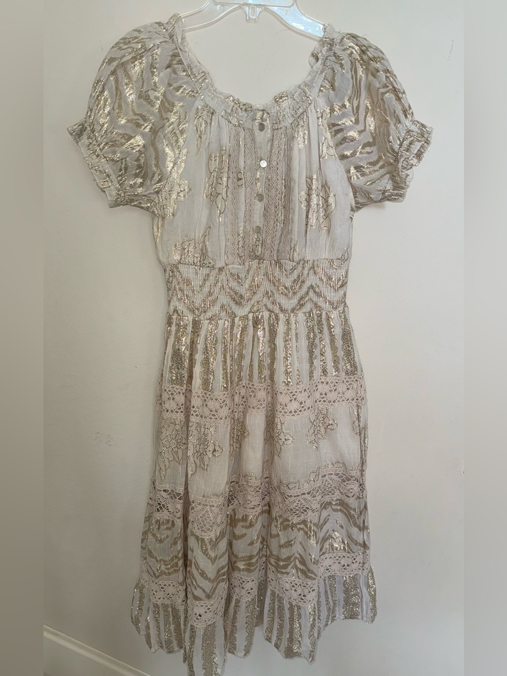 Me 2 Magic Ivory Metallic Gold Smocked Midi Dress S